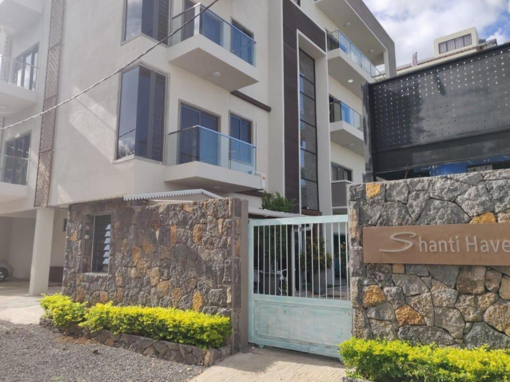 Shanti Haveli Beachfront Apartments Flic-en-Flacq 外观 照片