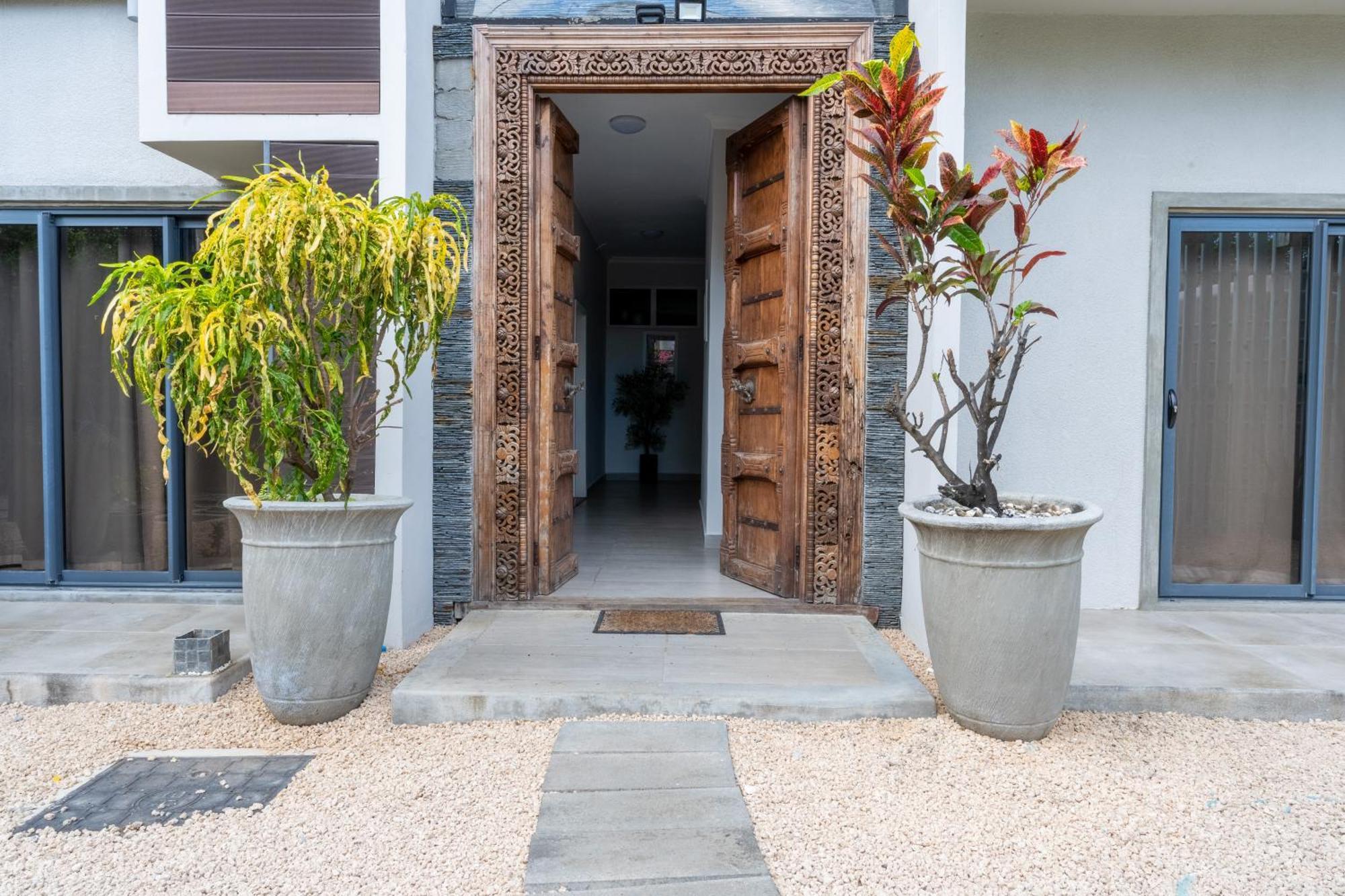 Shanti Haveli Beachfront Apartments Flic-en-Flacq 外观 照片